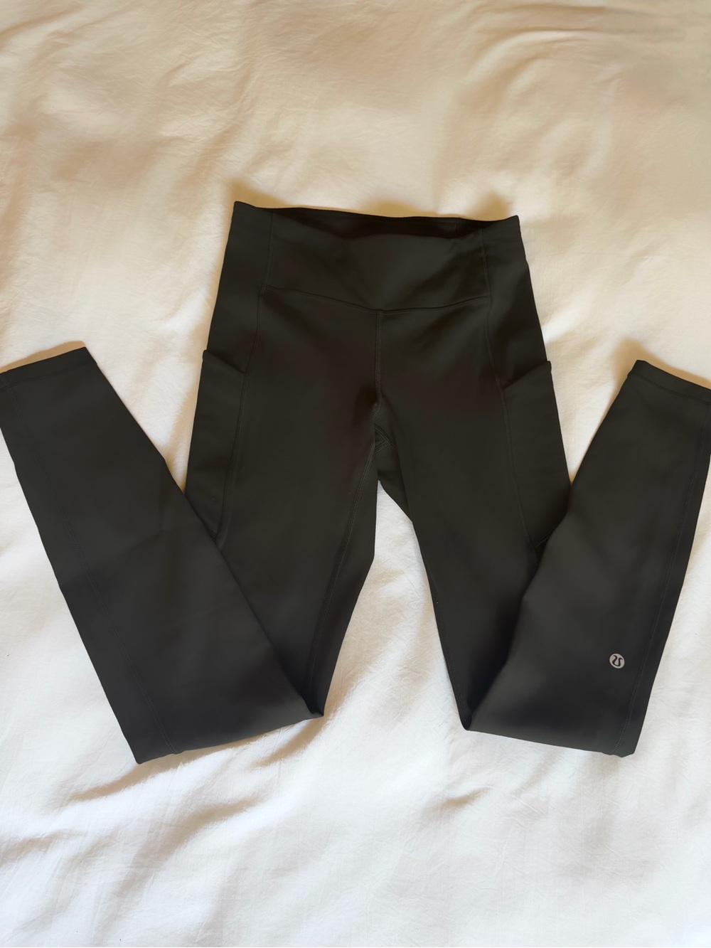 lululemon athletica military green leggings - Picture 1 of 2